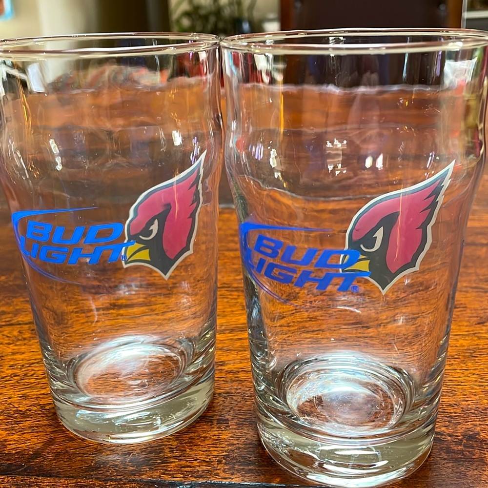 Set of 2 Different Bud Light Arizona Cardinals Pint Glasses - Picture 3 of 8